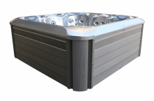 La nouvelle gamme de spas TONIC de PEIPS