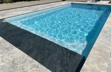 Le mod&egrave;le de piscine coque Arizona de Piscines Ibiza