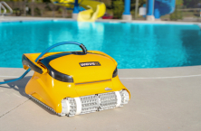 Le nouveau robot piscine Dolphin Wave 80 de Maytronics