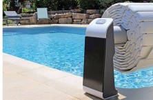Les couvertures automatiques pour piscines Maytronics Cover en version solaire