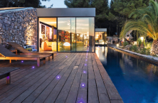 New flat LED pool lights by Hayward