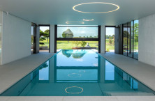 Ein erweitertes Angebot mit AquaFloor Pool-Hubböden von T&A