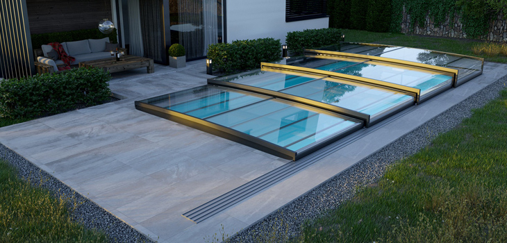 parade,single,rail,pool,enclosure,alukov