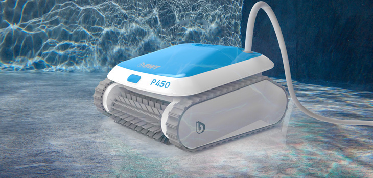 Le robot P450 de BWT Pool Products ultraléger et performant 