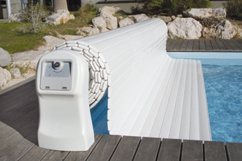 automatic pool covers