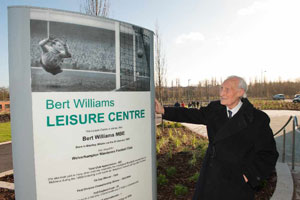 Wolverhampton leisure centre opens