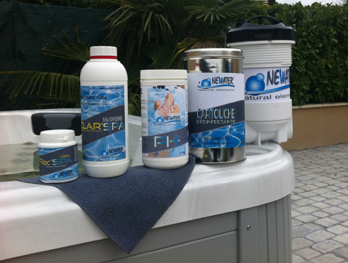 gamme de produits Newater sur bord de spa